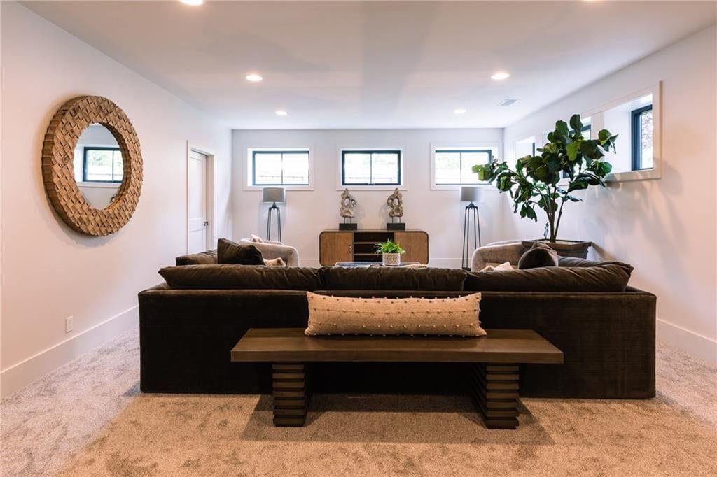 4024 W 73rd Street — photo 32