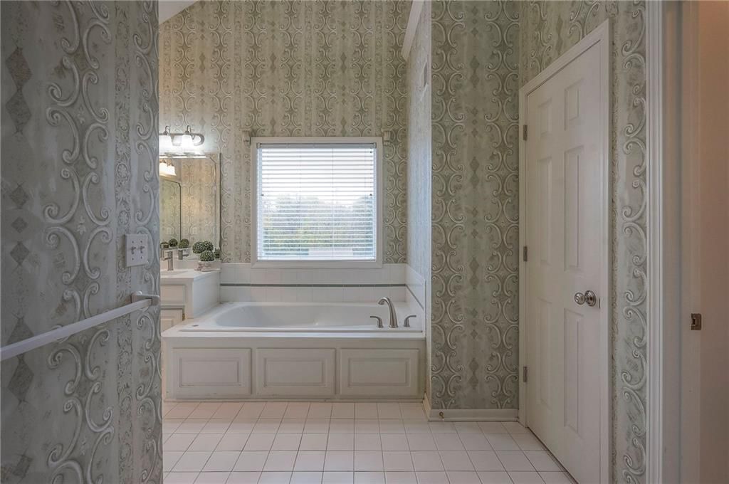 1025 SW Pacific Drive — photo 23
