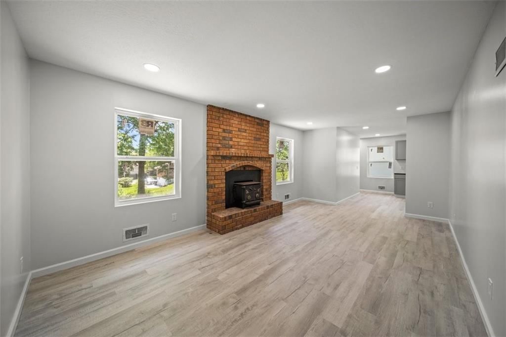 15711 E 44th Terrace — photo 9