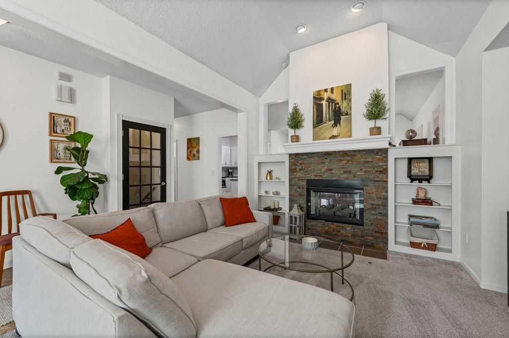 Photo 6 of 41 - 22622 W 49th Terrace