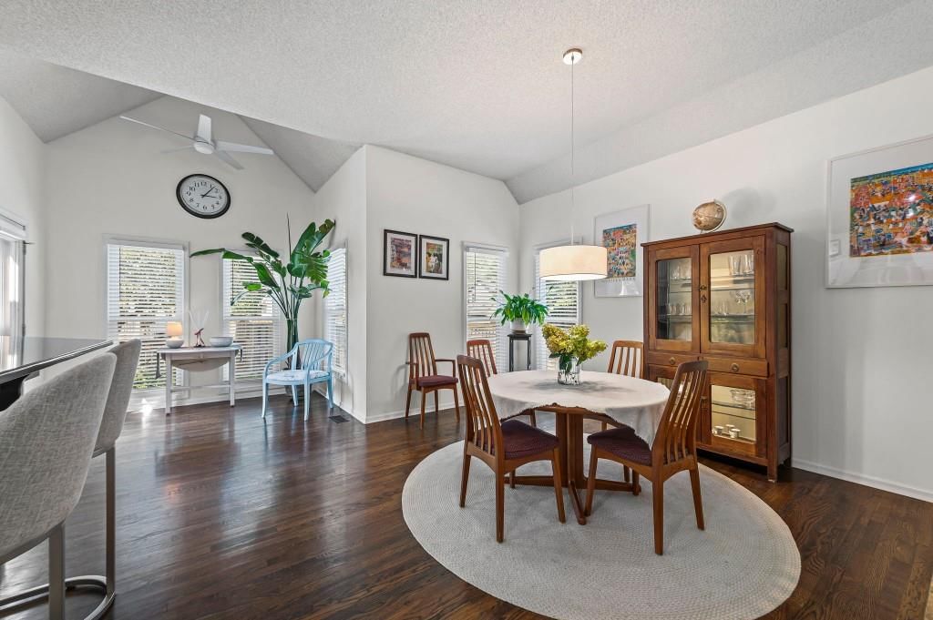 Photo 9 of 41 - 22622 W 49th Terrace