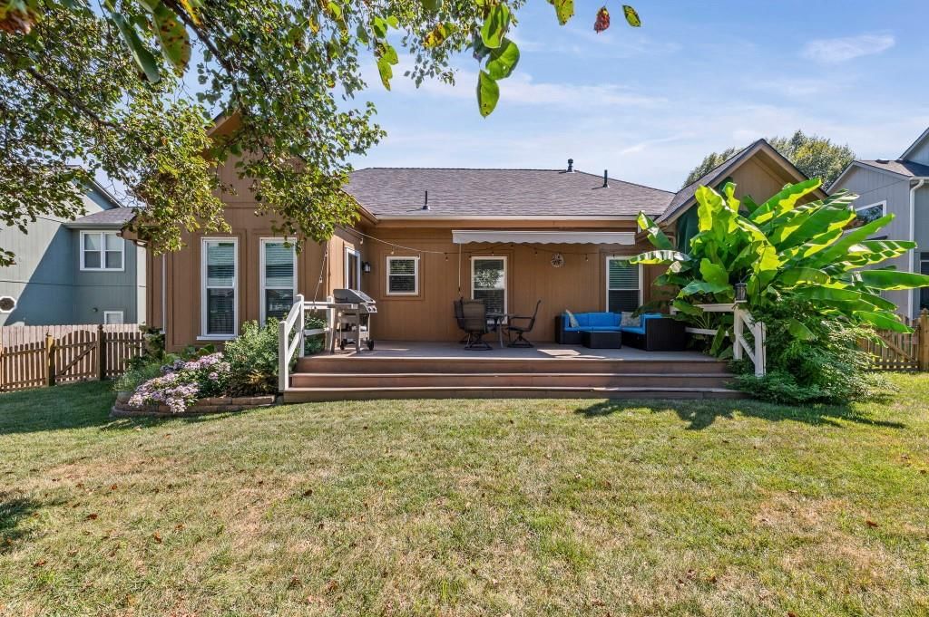 Photo 39 of 41 - 22622 W 49th Terrace