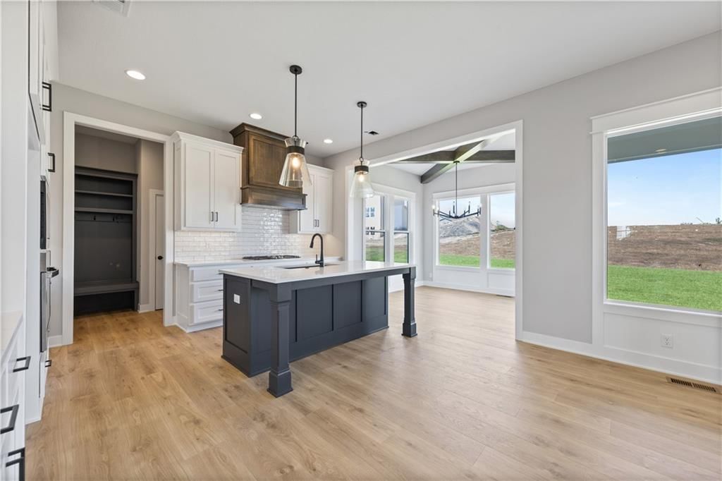 1708 SW Arbor Park Drive — photo 4