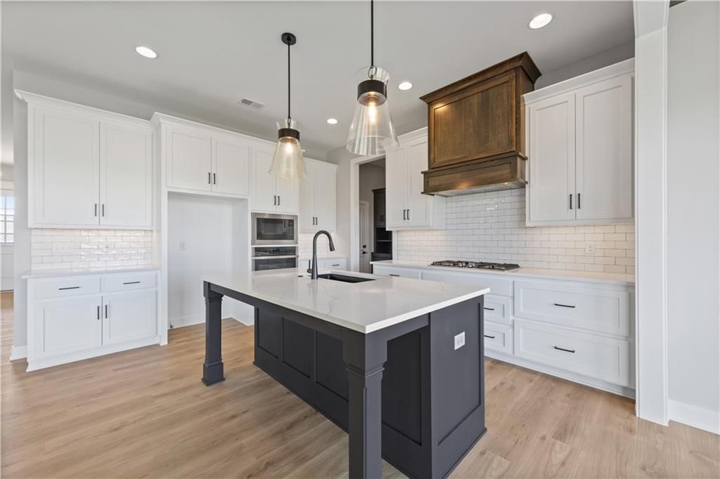 1708 SW Arbor Park Drive — photo 5