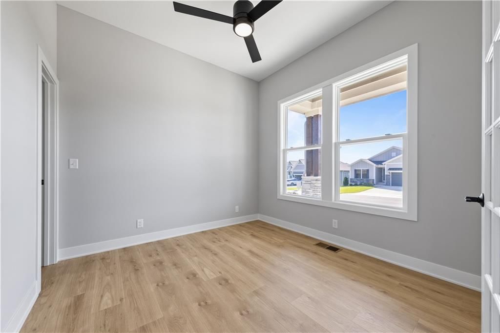 1708 SW Arbor Park Drive — photo 8