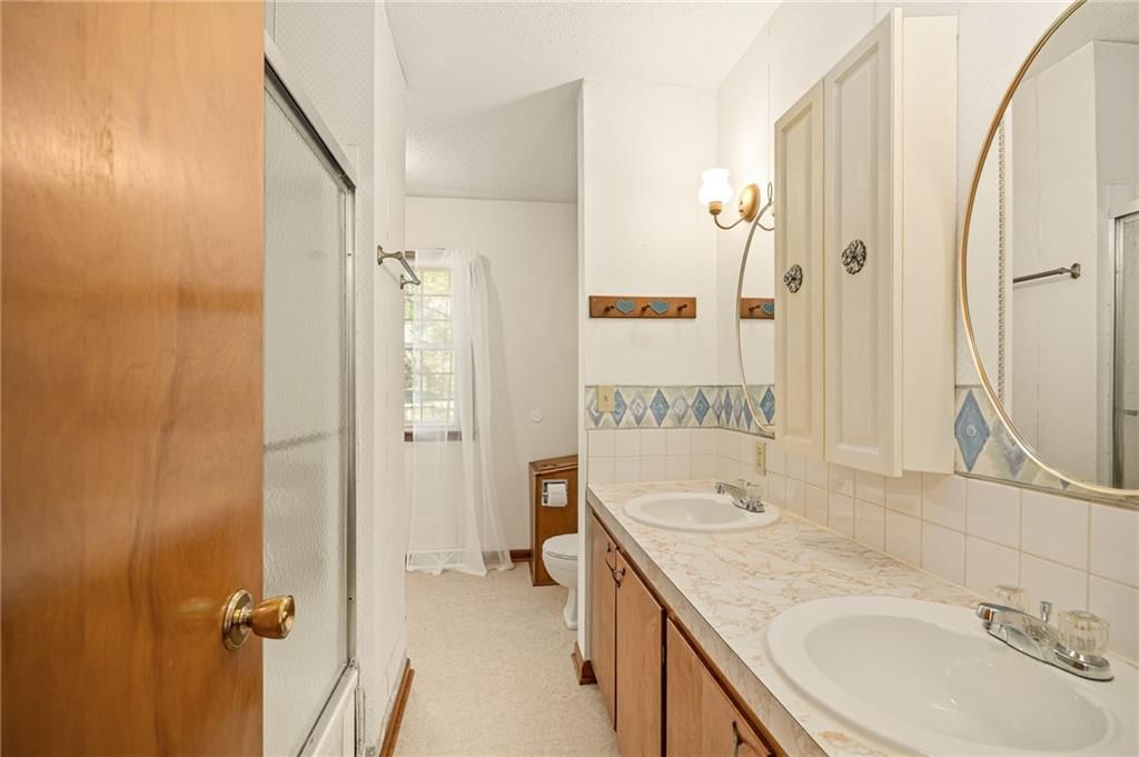 621 Valley Street — photo 11