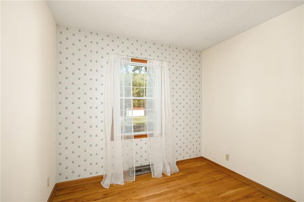 621 Valley Street — photo 16