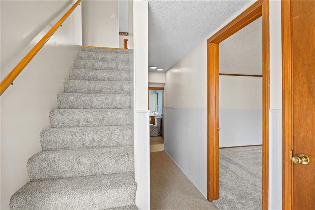 621 Valley Street — photo 21
