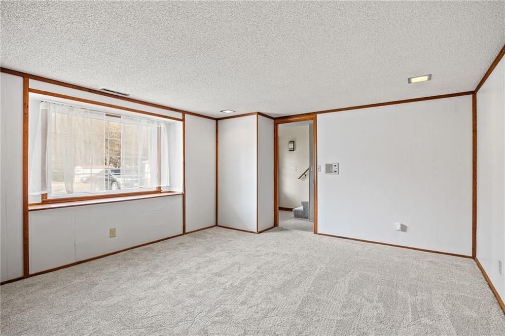 621 Valley Street — photo 23