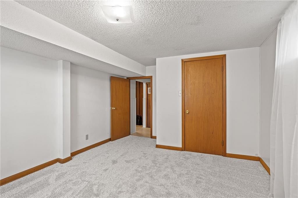 621 Valley Street — photo 26