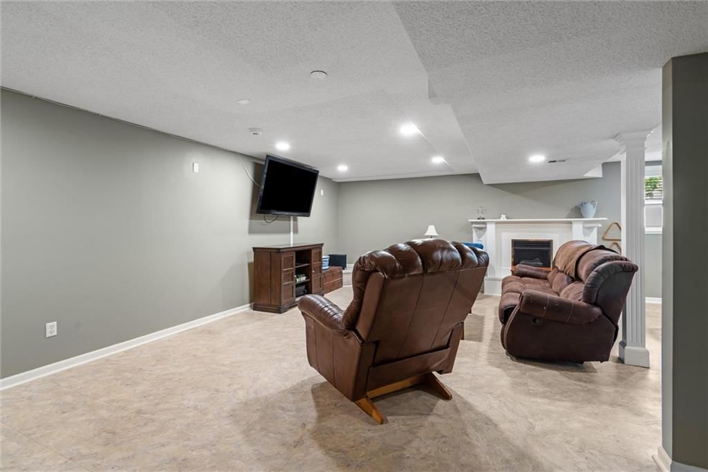12944 Monrovia Street — photo 42