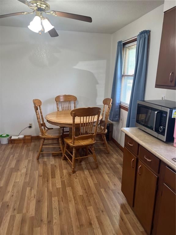 Photo 7 of 20 - 311 W Pine Street