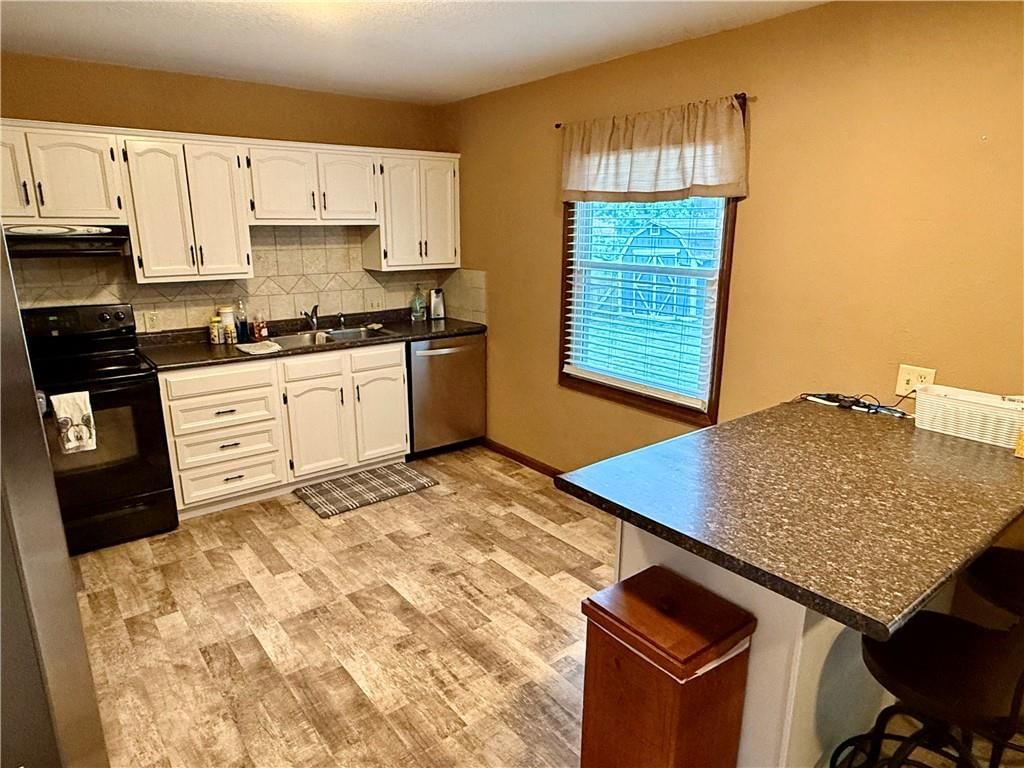 1022 W COOPER Street — photo 5