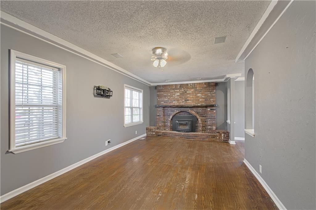 6213 N Harrison Street — photo 5