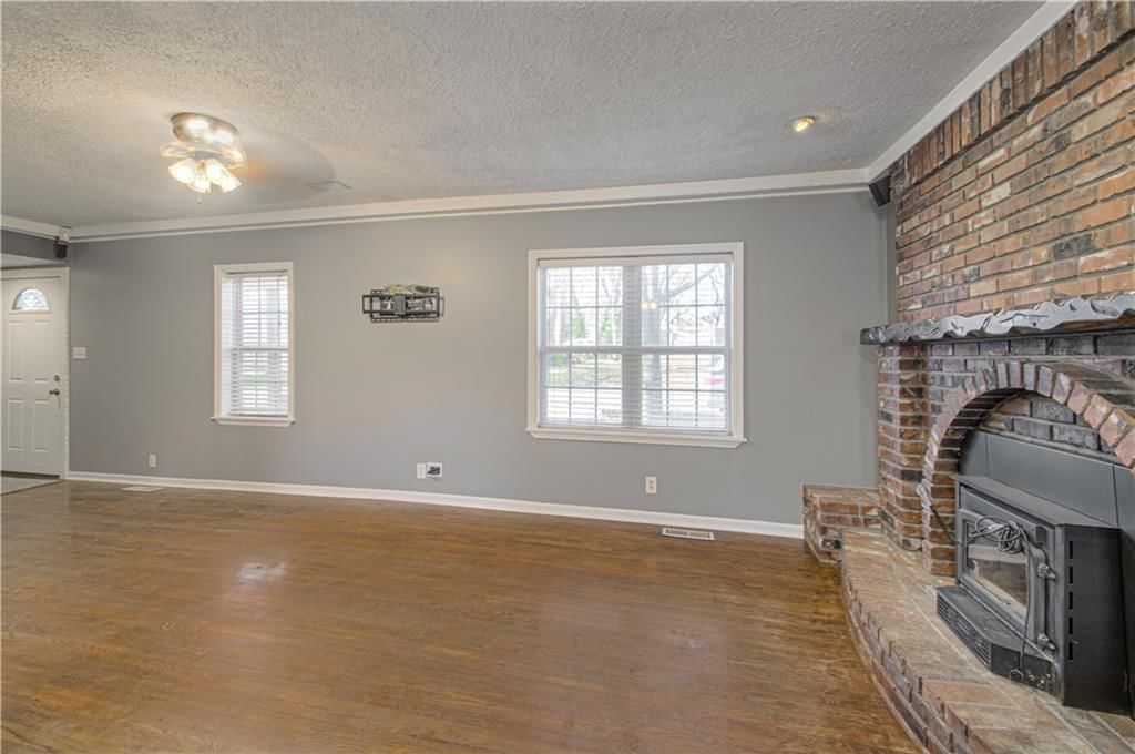 6213 N Harrison Street — photo 6