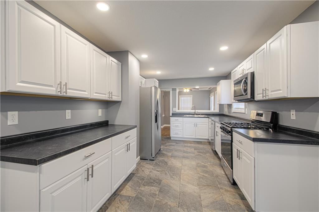 6213 N Harrison Street — photo 10