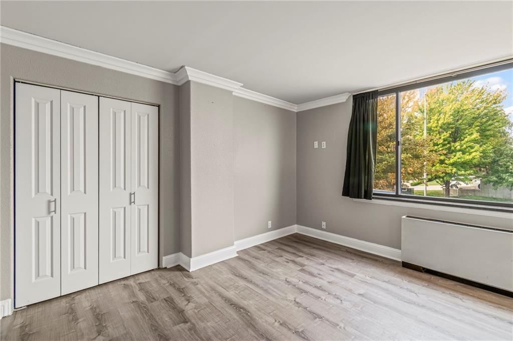 700 E 8TH Street — photo 12