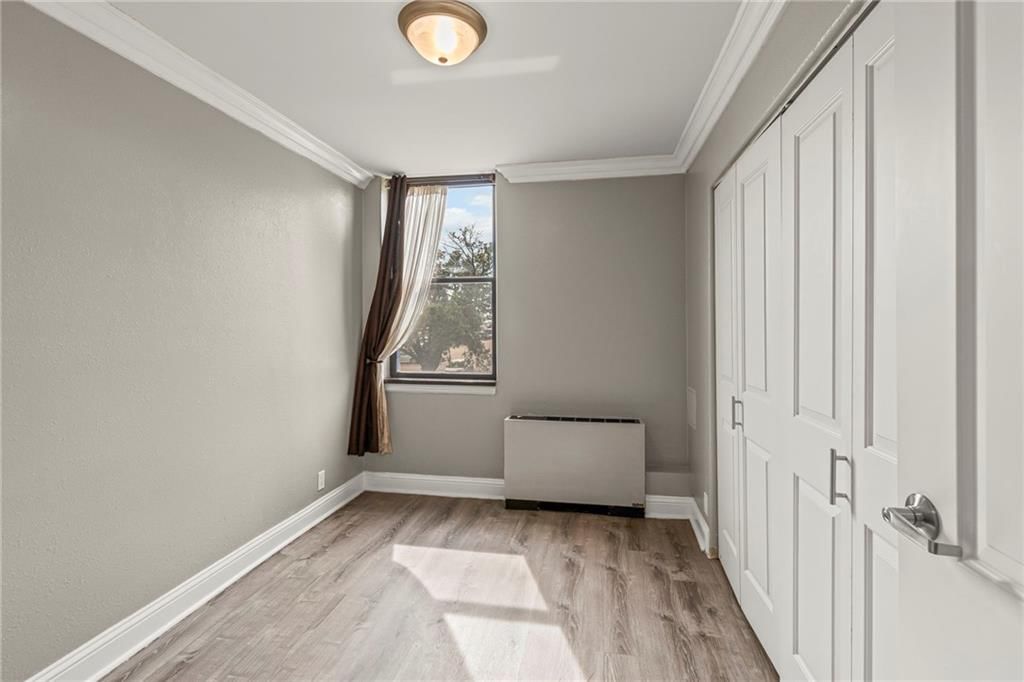 700 E 8TH Street — photo 15