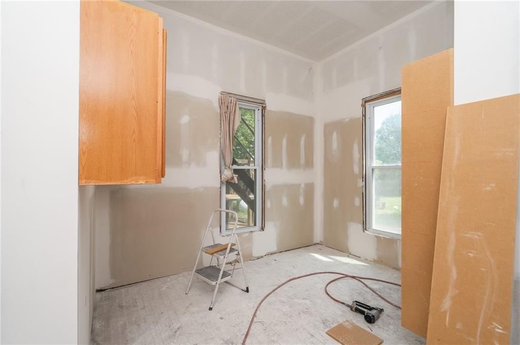 16010 Fairview Road — photo 33