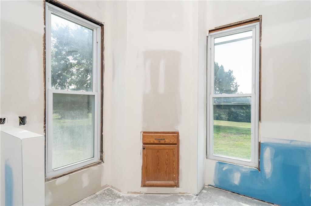 16010 Fairview Road — photo 36
