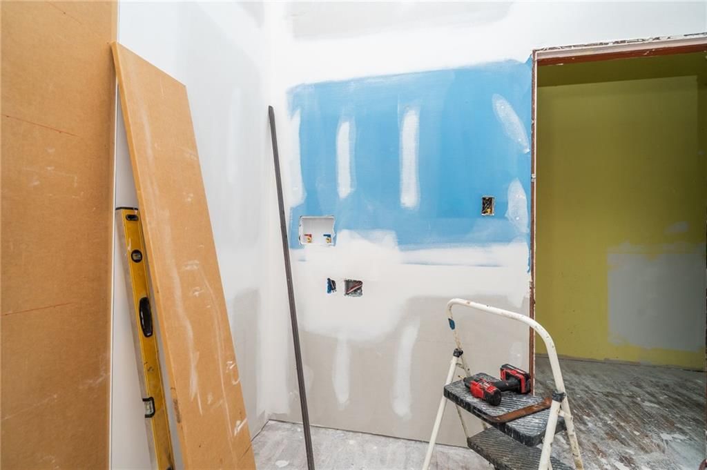 16010 Fairview Road — photo 39