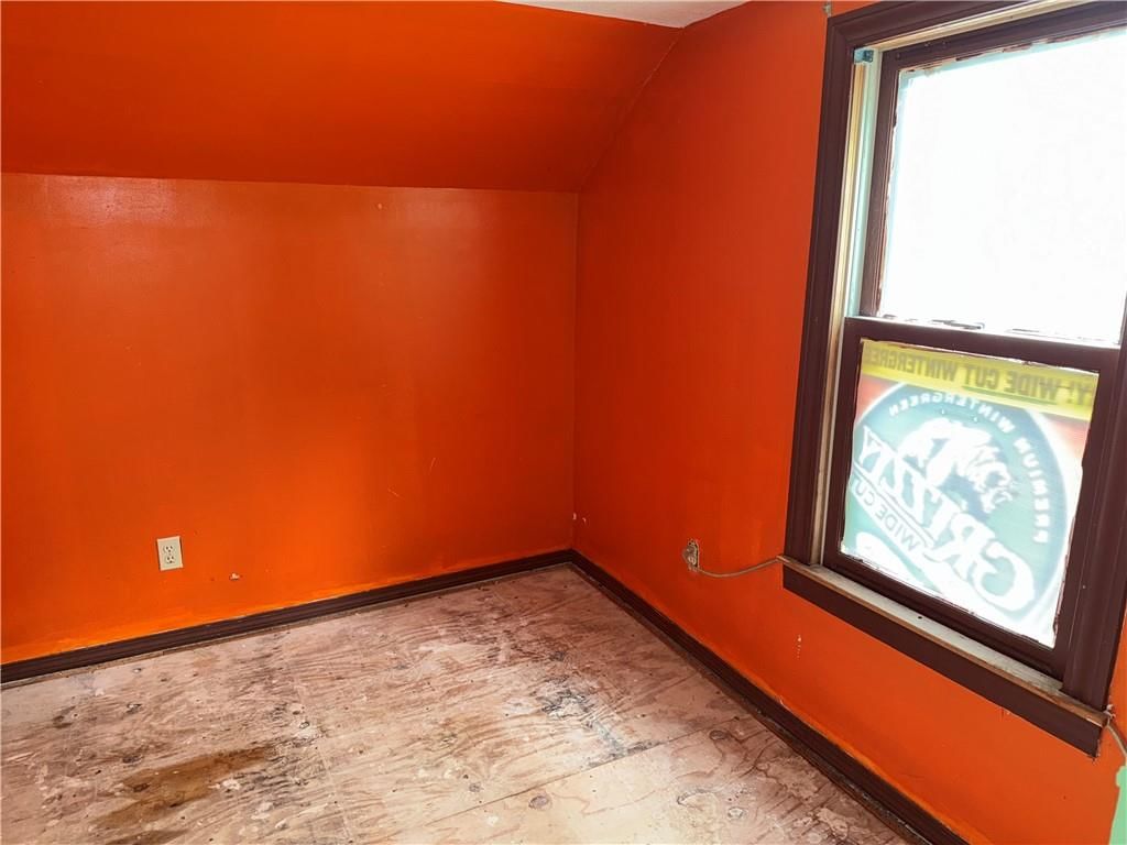 2449 McKinley Avenue — photo 13