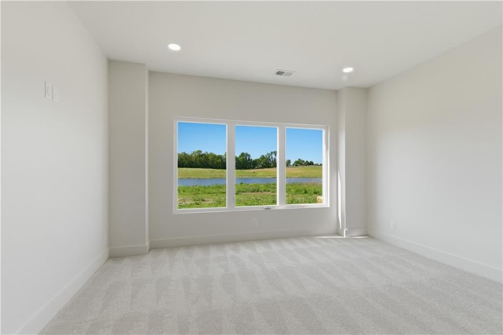 16055 W Eisenhower Road — photo 40