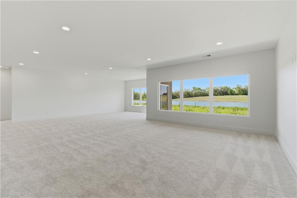 16055 W Eisenhower Road — photo 43