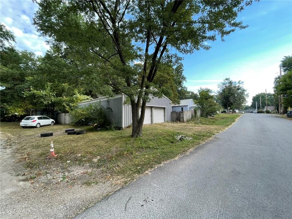 209 E Kentucky N/A — photo 15