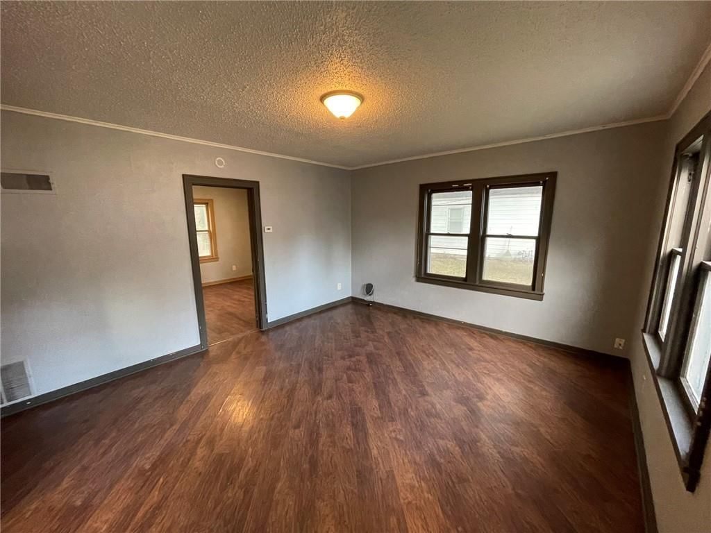 209 E Kentucky N/A — photo 16