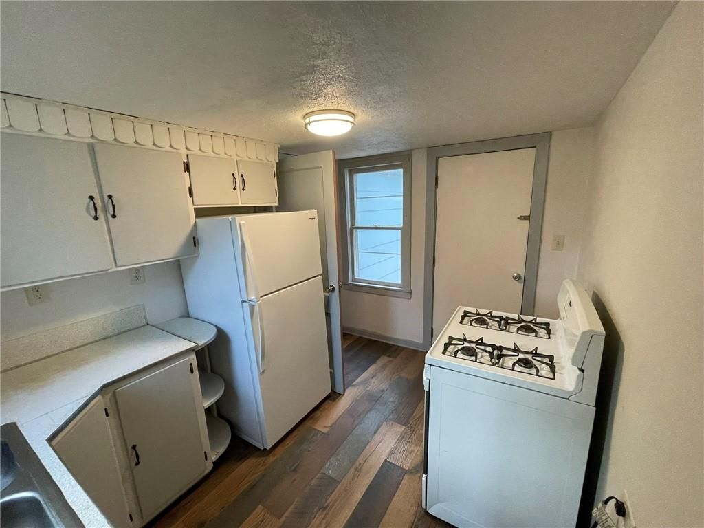 209 E Kentucky N/A — photo 25
