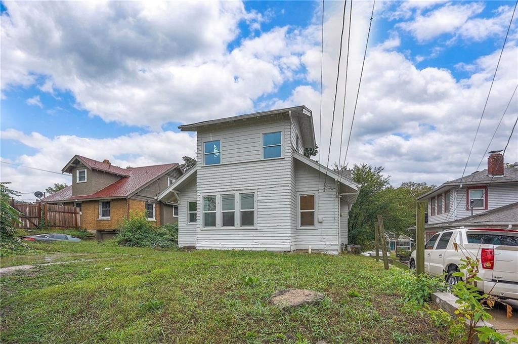 Photo 31 of 33 - 1814 Walker Avenue