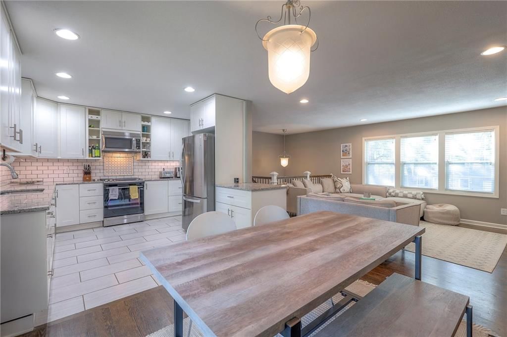 10310 W 89TH Street — photo 12
