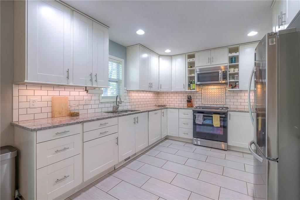 10310 W 89TH Street — photo 14