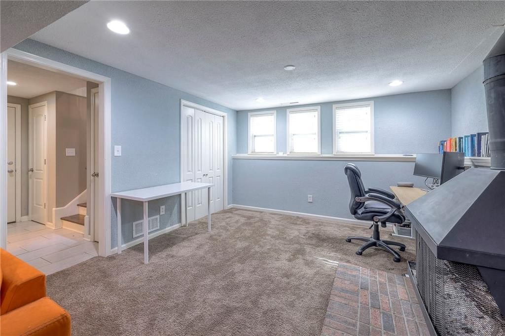 10310 W 89TH Street — photo 29