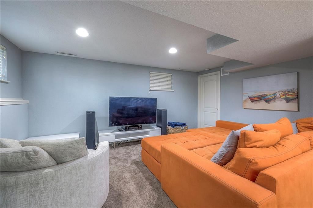 10310 W 89TH Street — photo 31