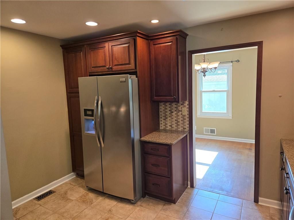 8400 Willow Way — photo 12
