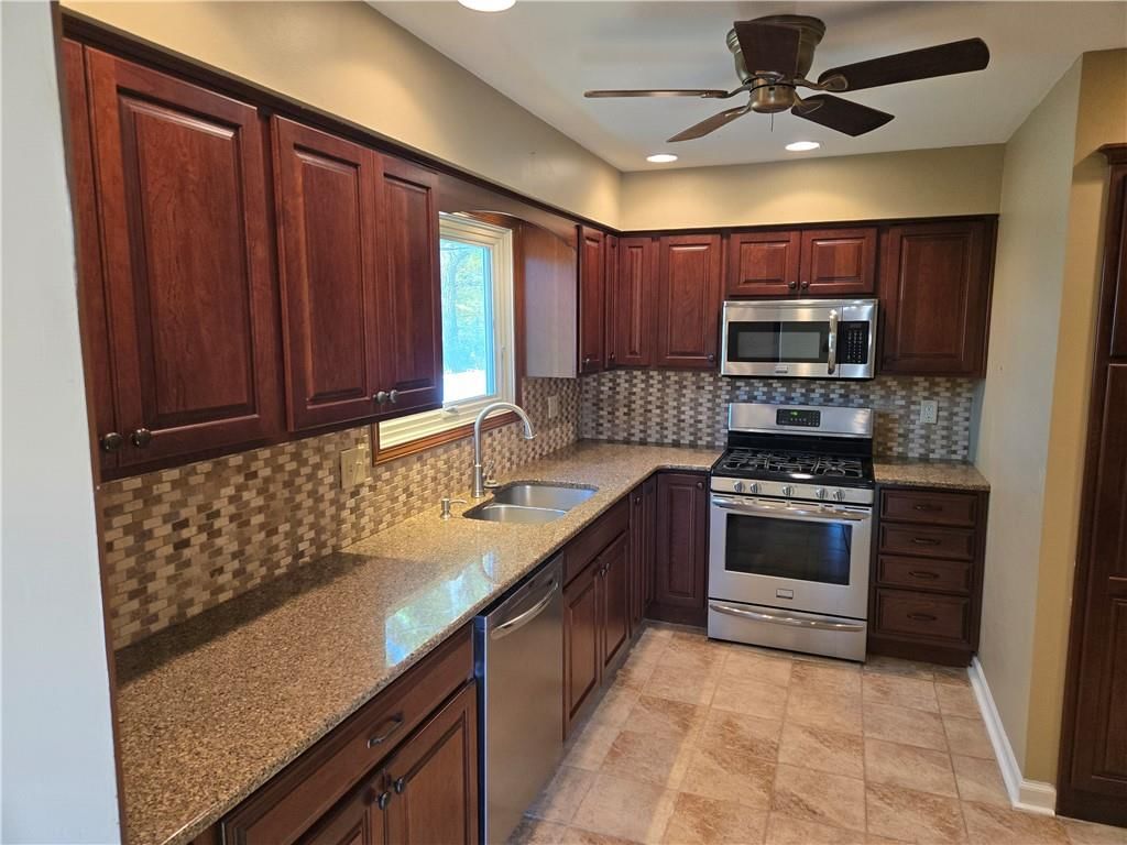 8400 Willow Way — photo 14