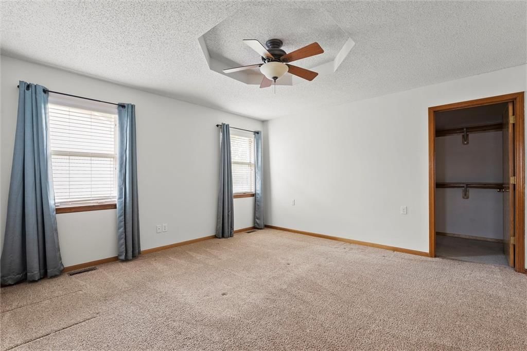 700 E SATURN Drive — photo 15