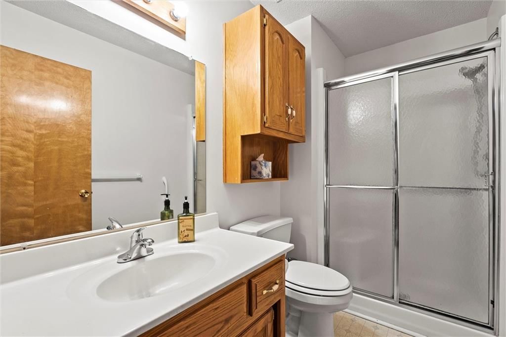 700 E SATURN Drive — photo 18