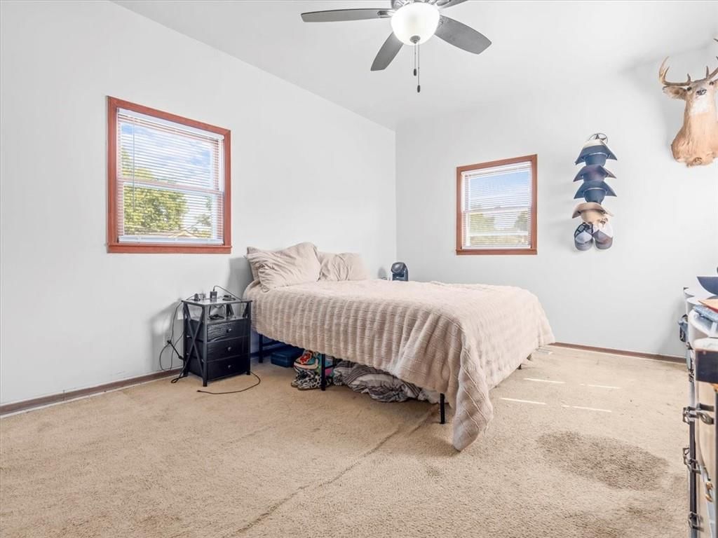 3419 Seneca Street — photo 8