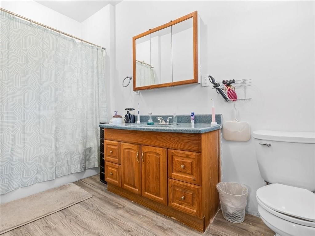 3419 Seneca Street — photo 10