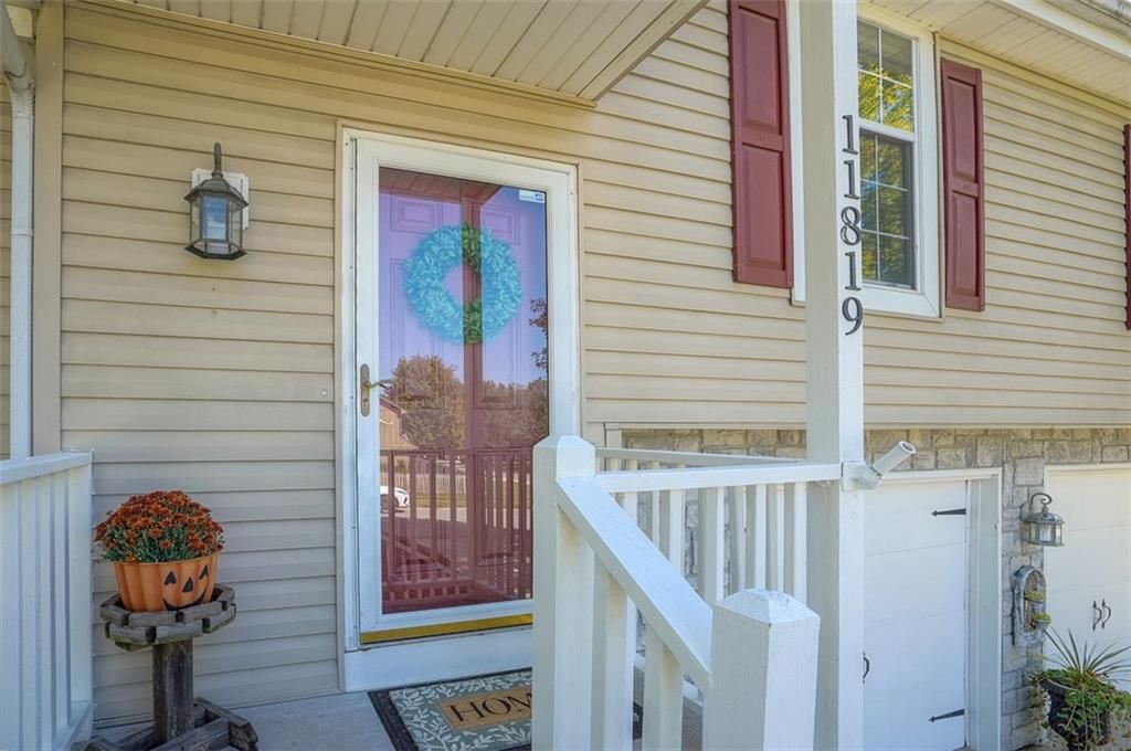 11819 Virginia Avenue — photo 4