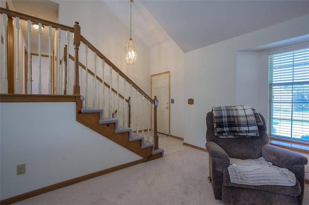 11819 Virginia Avenue — photo 5