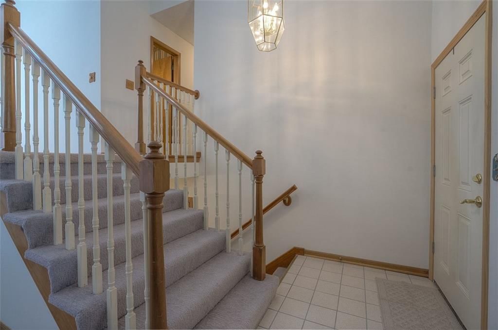 11819 Virginia Avenue — photo 6