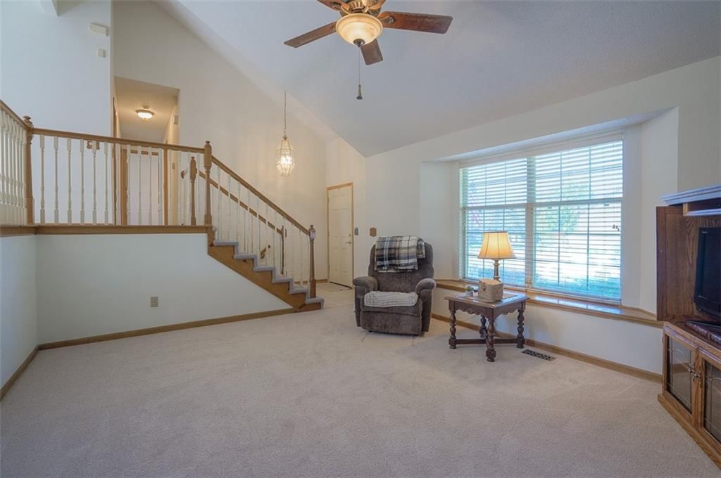 11819 Virginia Avenue — photo 10