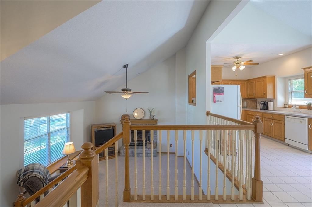 11819 Virginia Avenue — photo 12