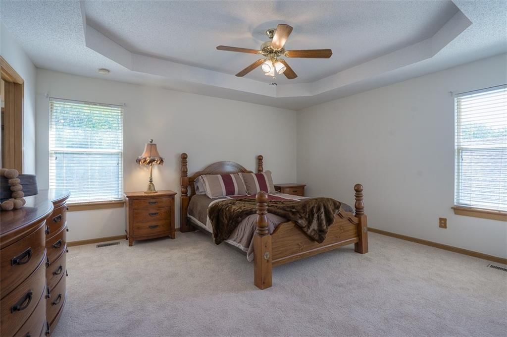 11819 Virginia Avenue — photo 22