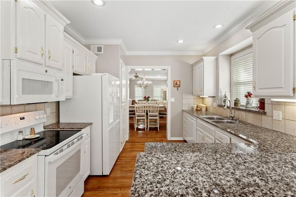 3618 S Bolger Court — photo 5