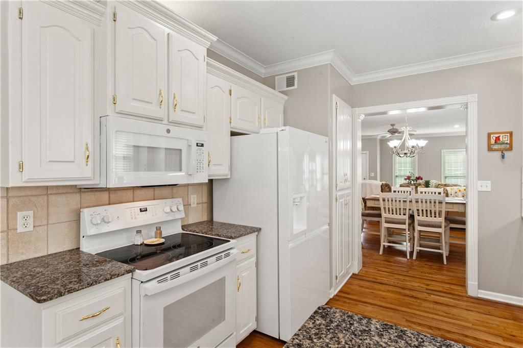 3618 S Bolger Court — photo 6